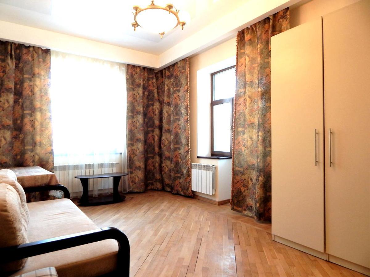 2-Х Квартира Поруч З Сумською, Госпіталь, Парк Центральний Kharkiv Eksteriør bilde
