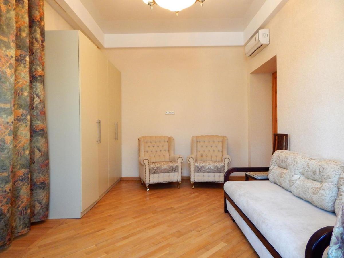 2-Х Квартира Поруч З Сумською, Госпіталь, Парк Центральний Kharkiv Eksteriør bilde